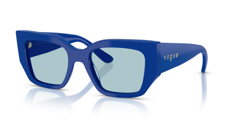 Vogue VO5583SF-316272 น้ำเงิน แว่นกันแดดทรงเรขาคณิต