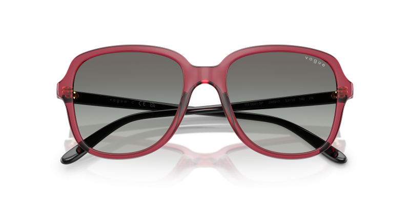 Vogue VO5601SF 298911 close-up ด้านหน้า
