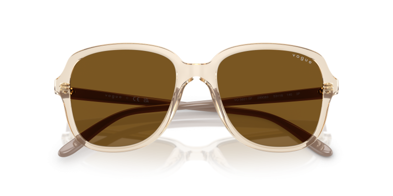 Vogue VO5601SF 299083 close-up ด้านหน้า