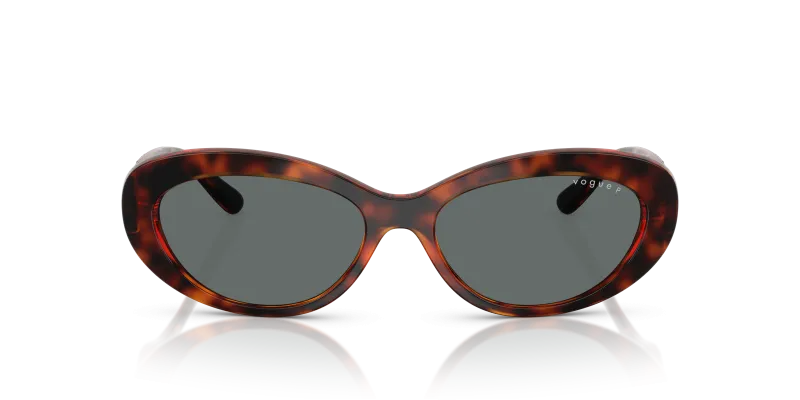Vogue VO5630S W65681 แว่นกันแดดด้านหน้า
