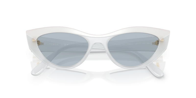Vogue VO5637SU 32201U close-up ด้านหน้า