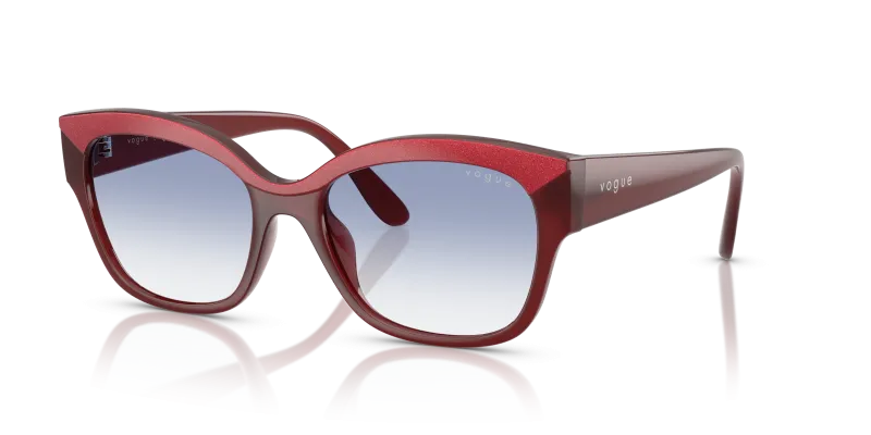 แว่นกันแดด Vogue VO5638SU-322119 Top Red Opal Red Vogue VO5638SU 322119 กรอบแดง เลนส์ฟ้าใสไล่ระดับ