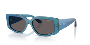 Vogue VO5642SU 323787 แว่นกันแดดสีน้ำเงินไข่มุกโปร่งใส เลนส์สโมคดำ ผู้หญิง