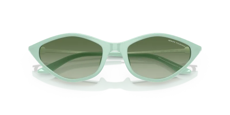 แว่นกันแดด Armani Exchange AX4152SU-83688E เขียวน้ำนม ภาพใกล้เลนส์เขียวไล่ระดับ