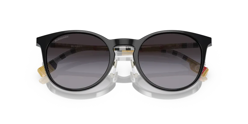 แว่นกันแดด Burberry BE4380D-38538G close-up ด้านหน้า