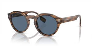 แว่นกันแดด Burberry BE4404F-409680 มุมเฉียง กรอบอะซิเตททรงแฟนทอสสีน้ำตาล เลนส์น้ำเงินเข้ม สำหรับผู้ชาย