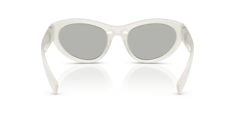 แว่นกันแดด Dolce & Gabbana DG6207-30398V ขาวสีขุ่น ขาแว่นด้านใน
