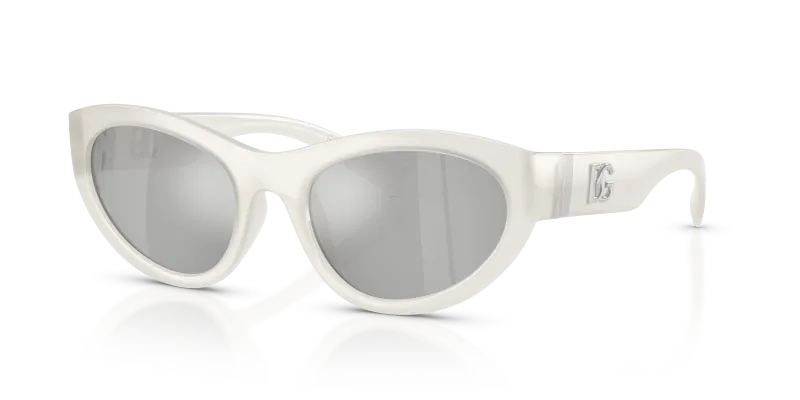 แว่นกันแดด Dolce & Gabbana DG6207-30398V Milky White Clear Mirror Silver แว่นกันแดด Dolce & Gabbana DG6207-30398V ทรงตาแมวขาวสีขุ่น เลนส์เงินมิเรอร์ใส สำหรับผู้หญิง