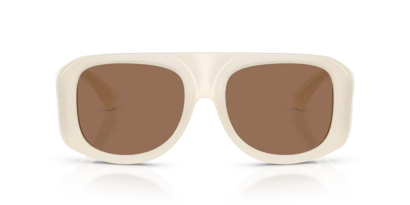 แว่นกันแดด Dolce & Gabbana DG6208-303973 สีน้ำนมโอปอล ด้านหน้า