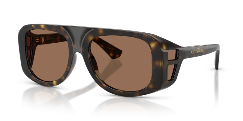 แว่นกันแดด Dolce & Gabbana DG6208-502/73 มุมเฉียง กรอบนักบินสีฮาวานาผิวขัดเงา เลนส์สีน้ำตาลเข้ม สำหรับผู้ชาย