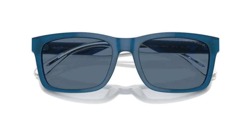แว่นกันแดด Emporio Armani EA4224F-609280 close-up ด้านหน้า เลนส์สีน้ำเงินเข้ม