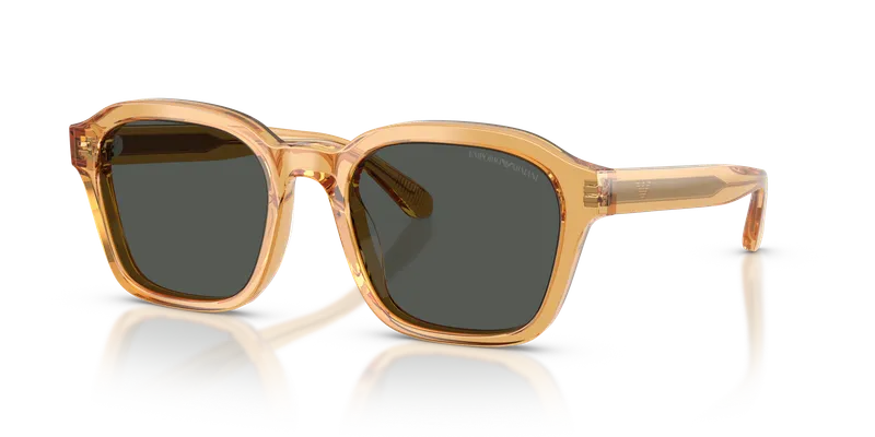 แว่นกันแดด Emporio Armani EA4245U-624687 Shiny Transparent Yellow Dark Grey Emporio Armani EA4245U-624687 แว่นกันแดดผู้ชาย สีเหลืองโปร่งใสมันเงา มุมเฉียง
