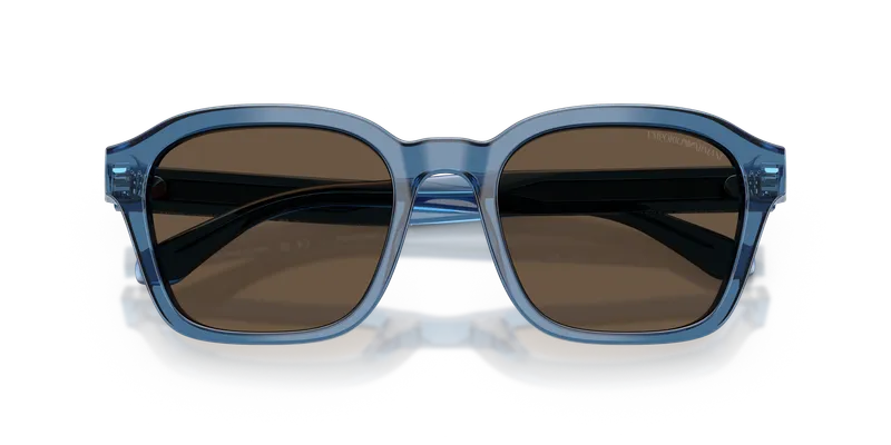 Emporio Armani EA4245U-624787 ระยะใกล้ด้านหน้า น้ำเงินโปร่งใสประกาย