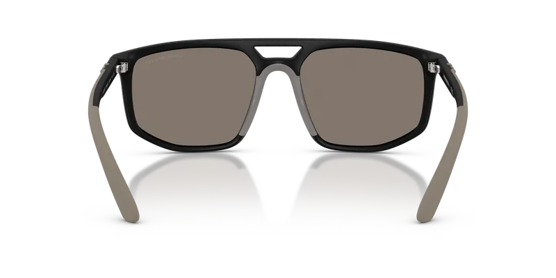 แว่นกันแดด Emporio Armani EA4248U-50016G มุมหลัง โครงเต็มขอบไซซ์ 58