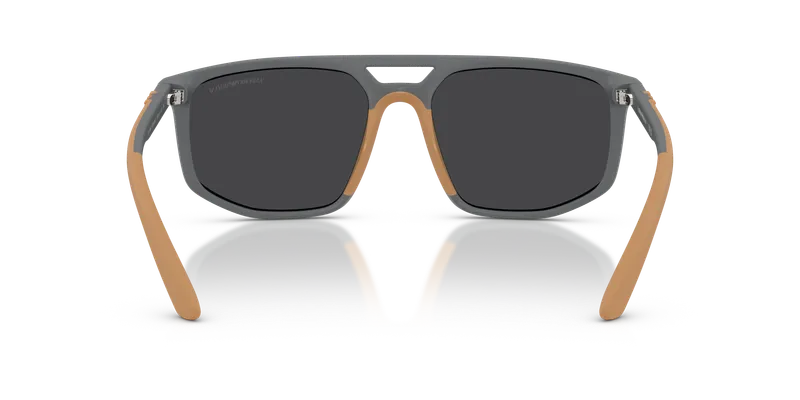 แว่นกันแดด Emporio Armani EA4248U-62616G มุมหลัง โครงเต็มขอบกลุ่ม L