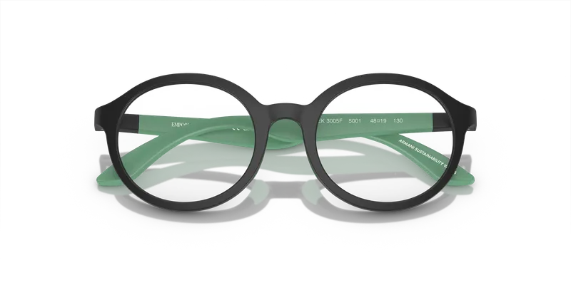 Emporio Armani EK3005F-5001 ระยะใกล้ด้านหน้า ดำด้าน
