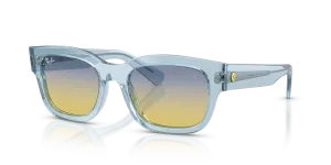 Rayban RB2228M-F708EI แว่นกันแดดสี่เหลี่ยมจัตุรัสฟ้าอ่อนโปร่งใส เลนส์ Gradient Yellow/Blue คอลเลกชัน Scuderia Ferrari สำหรับทั้งชายและหญิง