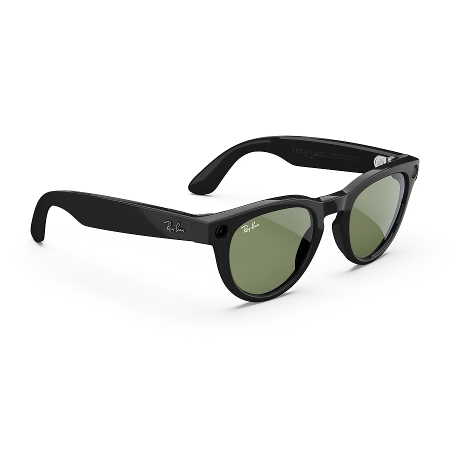 Right quarter view of Rayban Meta Headliner glasses with Shiny Black frames with Green sun lenses.