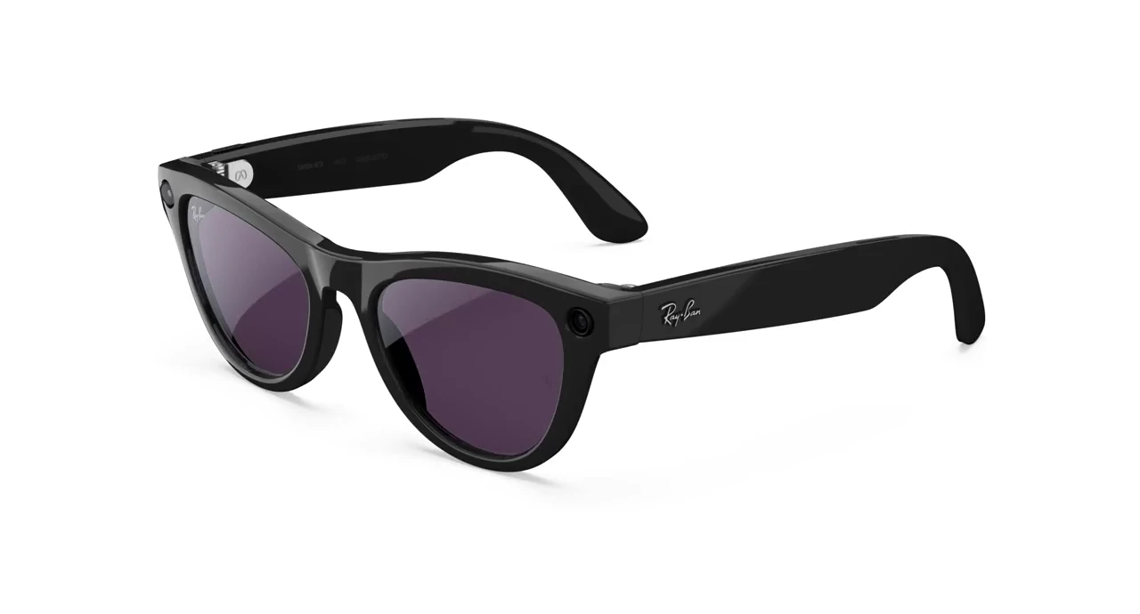 Shiny Black / Clear to Amethyst Transitions® สีเลนส์เข้ม