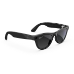 Right quarter view of Rayban Meta glasses with Shiny Black frames with Polarised Gradient Graphite sun lenses.