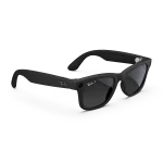 Right quarter view of Rayban Meta Wayfarer glasses with Matt Black frames with Gradient Graphite lenses.
