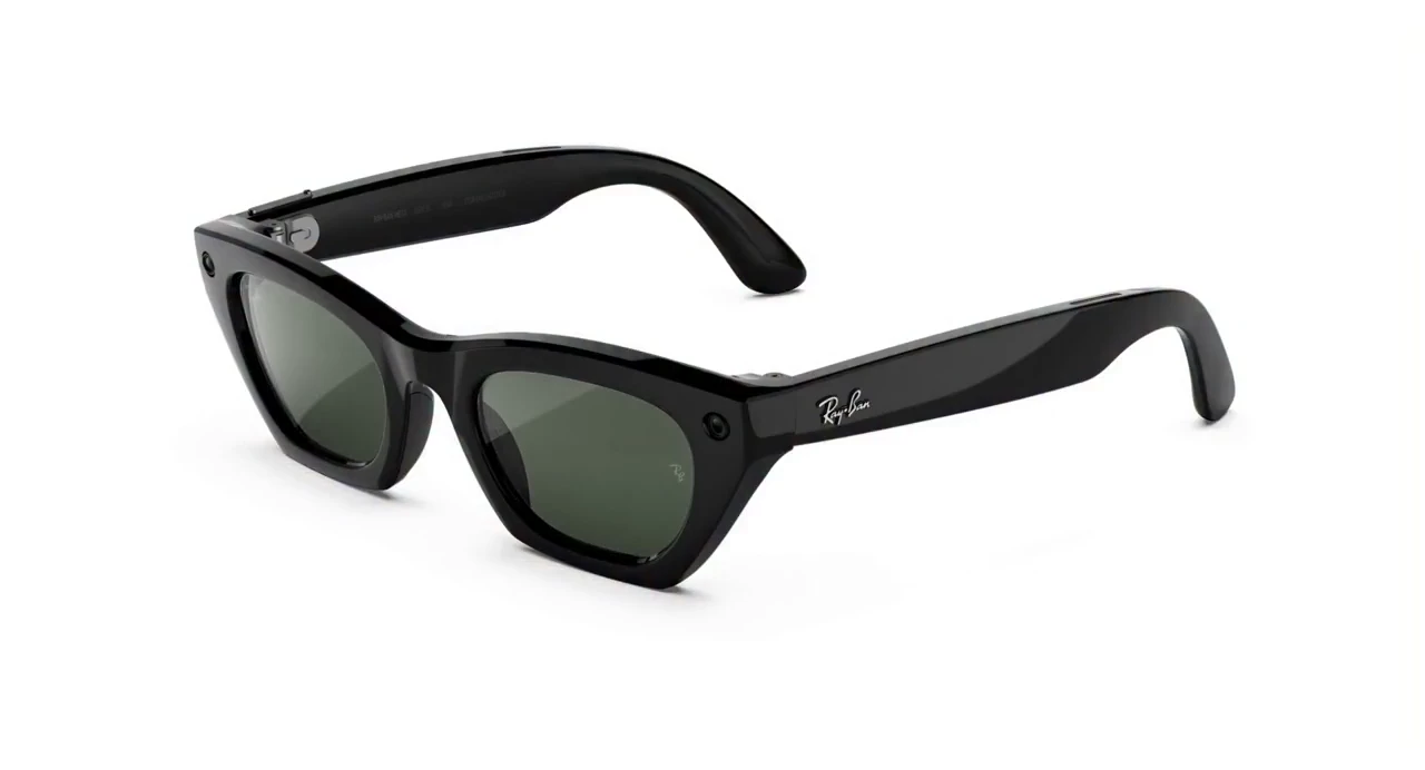 Shiny Black / Transitions Graphite Green สีเลนส์เข้ม